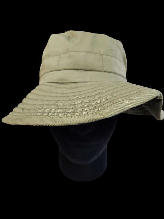 GIGGLE HAT OLIVE